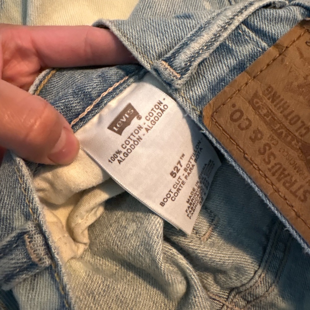 Levi's Classic Light Blue Jeans